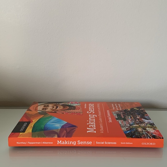 Oxford Making Sense Guide to Research and Writing Social Sciences Textbook Study - Picture 3 of 9